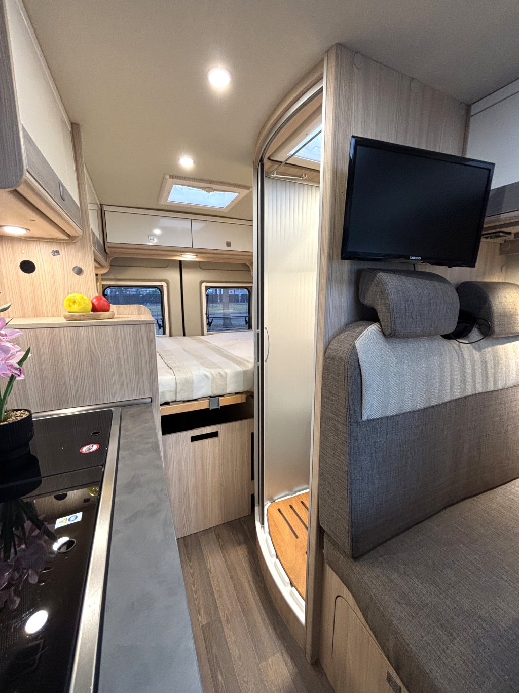 Bürstner City Car 540 DWARSBED 5.40M COMPACT! TREKHAAK EURO6 foto: 9