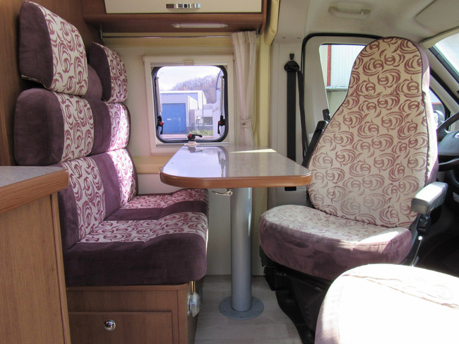 Challenger VANY 02 S Prestige Buscamper Festbett Bj12-2012 Foto: 18