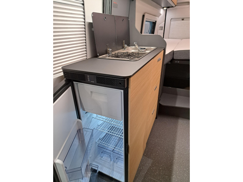 Adria Twin 600 SLB First Edition - Automaat  foto: 5