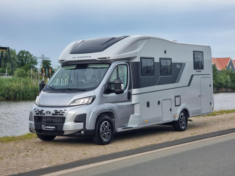 Adria Coral 670 DL 60 Years Edition photo: 7