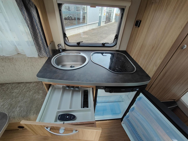 Eriba Nova Light 470 foto: 17