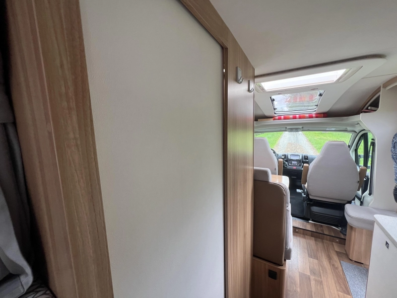 Dethleffs Advantage 6611 T  foto: 20