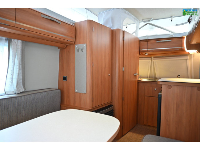 Eriba Touring Triton 420 foto: 16