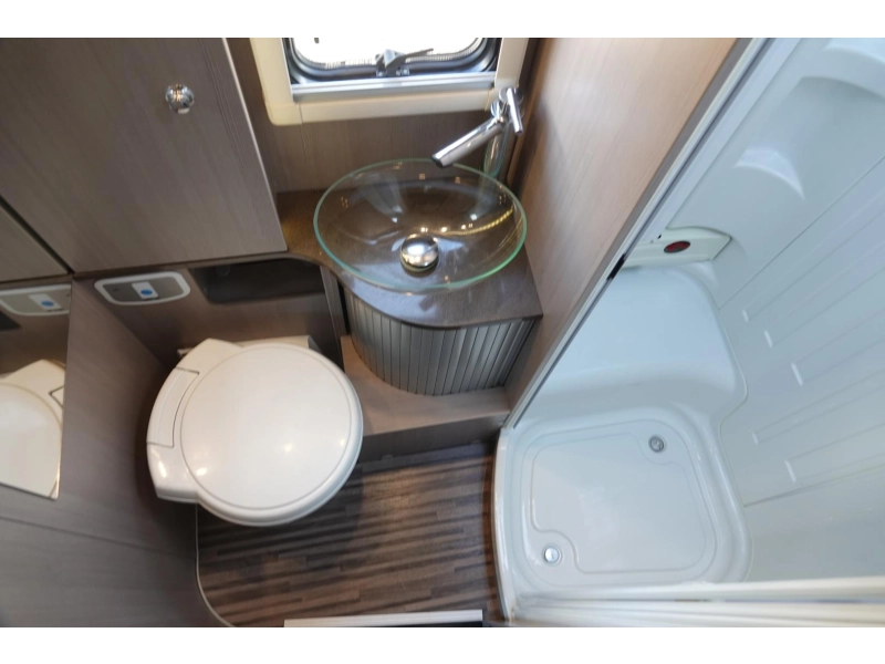 Adria Matrix Supreme 687 SL photo : 20