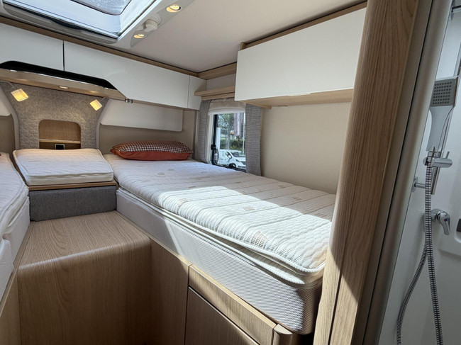 Hymer BML-I 780 MasterLine Bovenkasten Level 2X Airco Lithium foto: 21