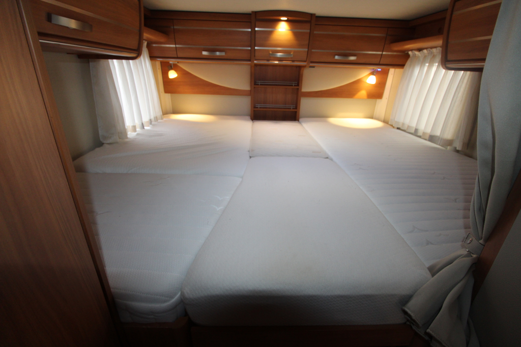Hymer Exsis Ex i588 foto: 12