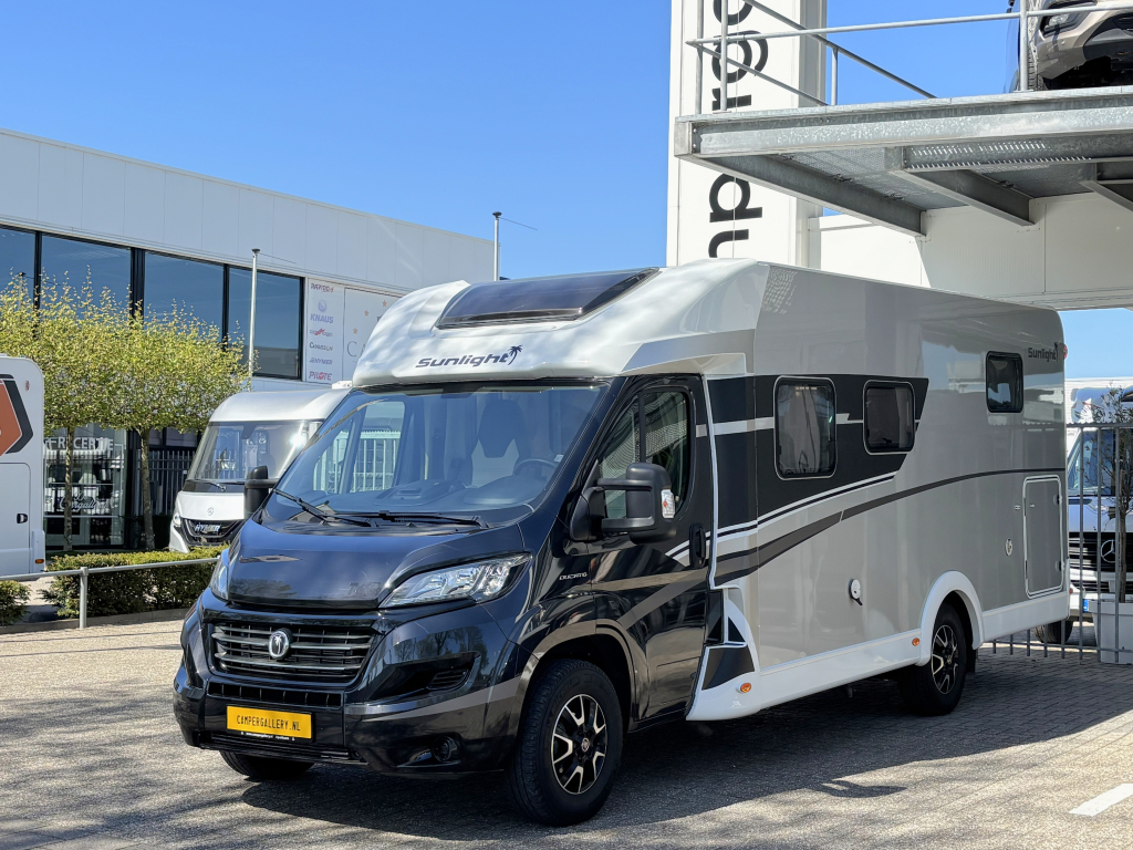 Sunlight Adventure T68 9-TR AUTOMATIK EINZELBETTEN + HUBBETT Foto: 5