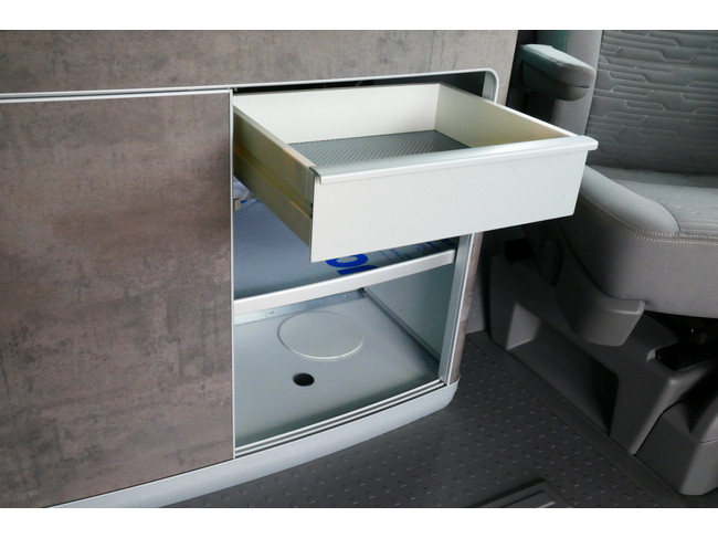 Volkswagen California T6.1 Transporter Buscamper Ocean 2.0 TDI DSG Automatik 150 PS **Navi Discover Pro/Klima/Adapt. Tempomat/Abn. Anh&auml;ngerkupplung/ Foto: 17