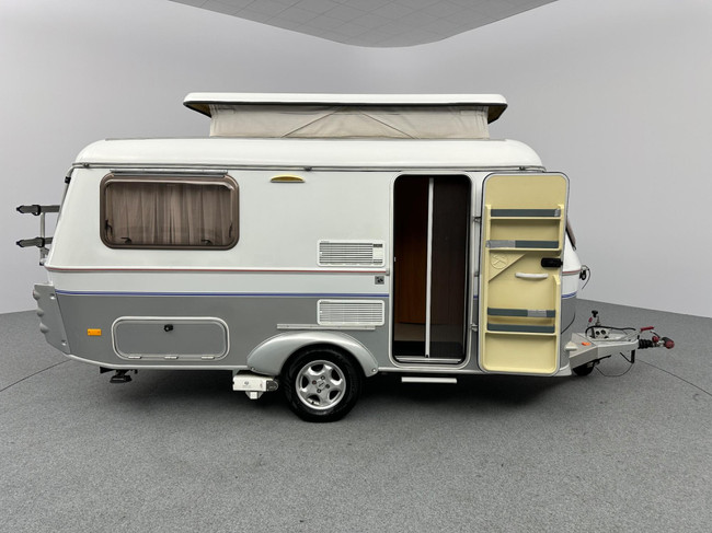 Eriba Touring Triton 420 GT foto: 10