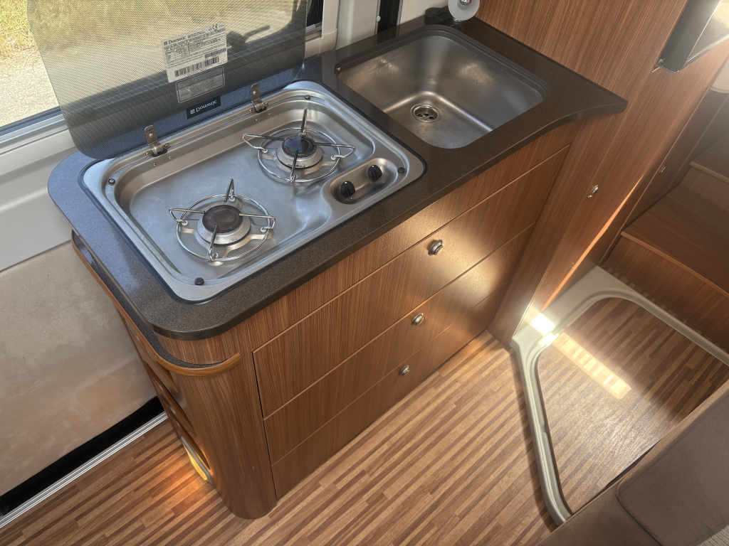 Adria TWIN SLX640, Camas individuales 2.3 Turbo 130cv foto: 15