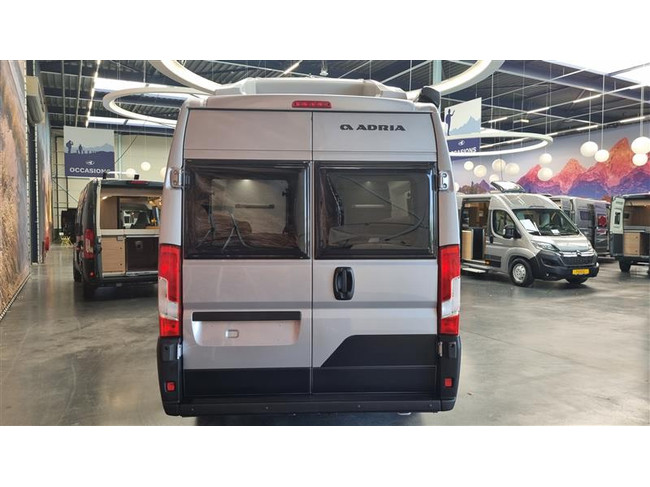 Adria Twin Sports 640 SLB Foto: 12