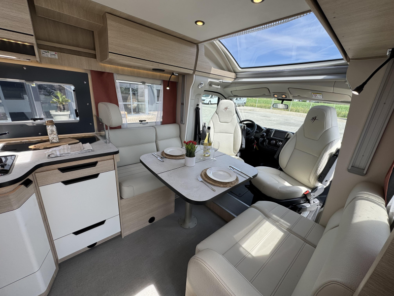 Rapido 696 F Automaat Nieuwstaat  foto: 13