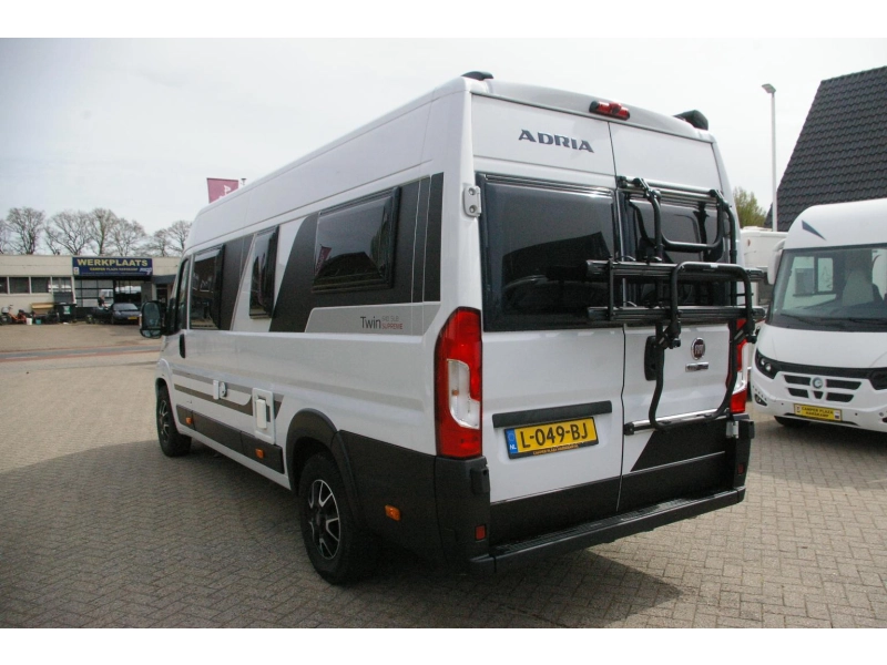 Adria Supreme 640 SLB Enkele bedden, panorama.  foto: 5