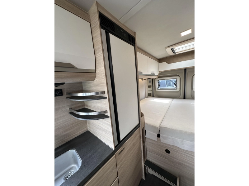 Knaus BoxStar Street 600 Automaat met Busbiker  foto: 11