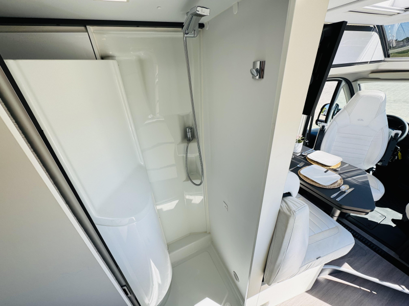 Adria Twin Supreme 640 SLB Camas individuales foto: 18