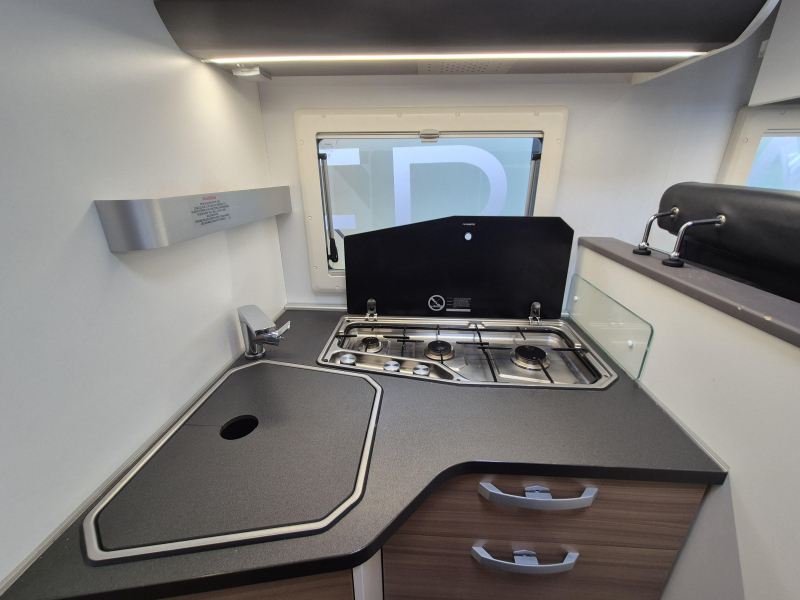 Adria Matrix M 670 SL 160 PS L&auml;ngsbetten Foto: 15