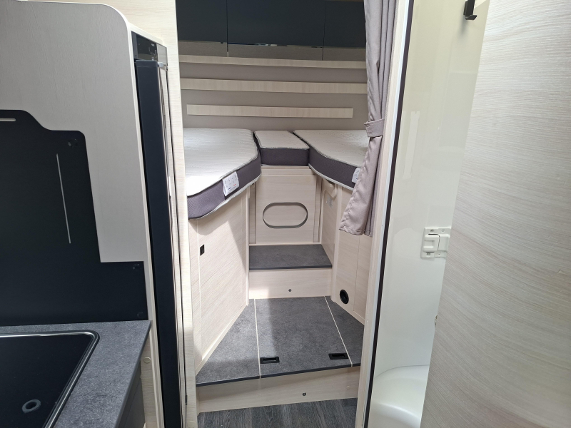 Chausson 627 Titanium Line Enkele bedden 5 persoons  foto: 14