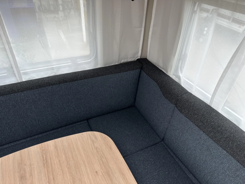 Knaus Sport 450 FU +1800kg+Plus pakket+Ambie 