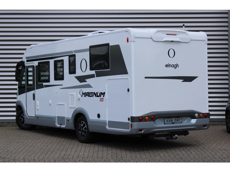 Elnagh Magnum 582 140PK Queensbed Dakairco  foto: 3