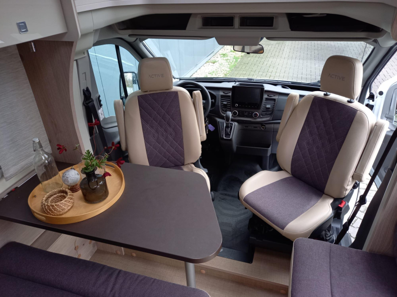 Bürstner Lineo 690 G - 155pk - Smalle camper  foto: 6