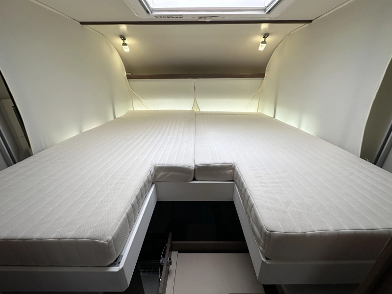 Frankia Platin I 8400 PLUS Mercedes Round Seat 190HP photo: 14