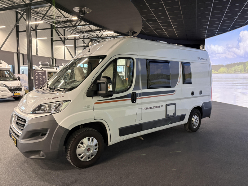 Globecar Roadscout 540 R automaat / busbiker  foto: 4