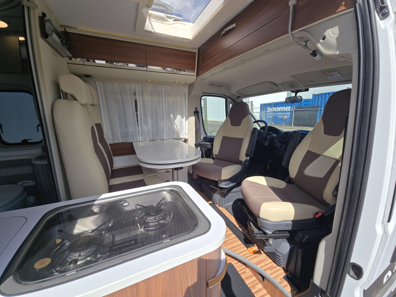 Adria Twin 640 SLX 2016 top staat  foto: 10