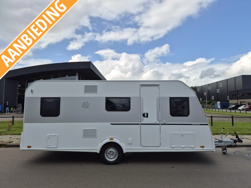 Knaus Sport 500 KD Stapelbedden en douche!  hoofdfoto: 1