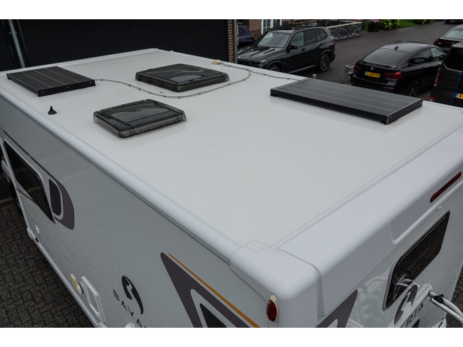 Bavaria T696S 2.3 140Pk | 6-Persoons | Fietsendrager | Zonnepanelen | Achteruitrijcamera foto: 21