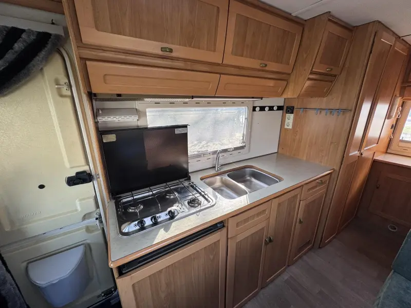 Hymer B564  foto: 11