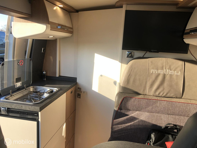 Carthago Malibu 640 Charming GT-Sky-View 160-PK Euro6 Buscamper con camas individuales &iexcl;Excelente estado! foto: 12