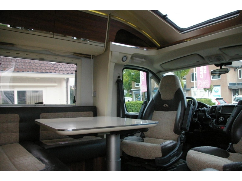 Adria Matrix Plus 670 SL Camas individuales, Cama abatible. foto: 4