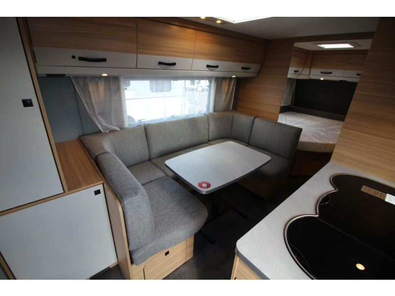 Dethleffs Camper 560 FMK Summer Edition + Airco!  foto: 6