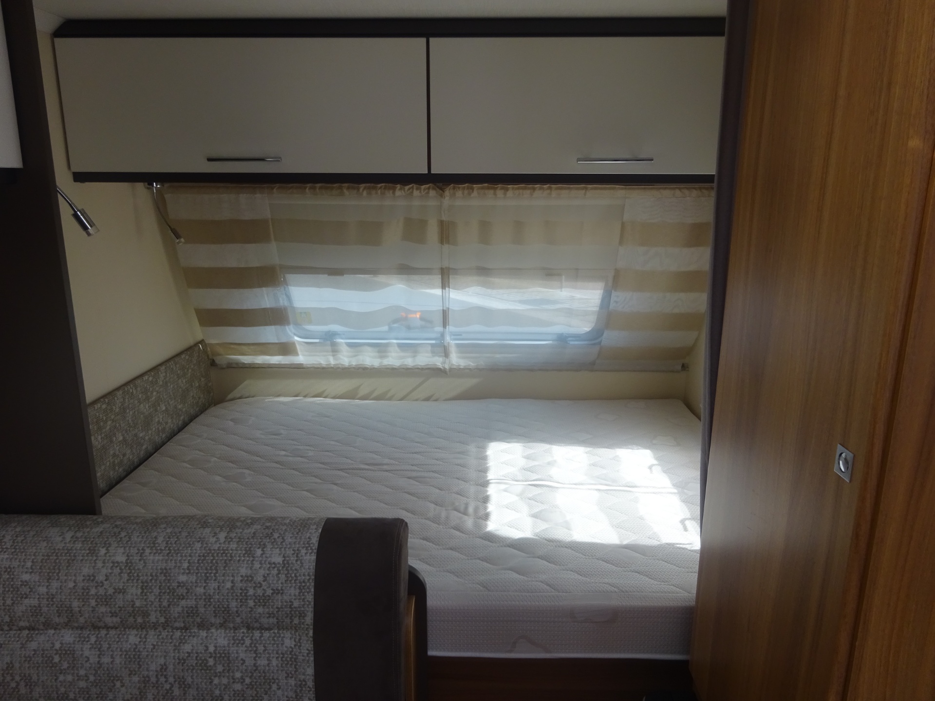 Sterckeman Starlett 420 Comfort Met Vaste Luifel foto: 10