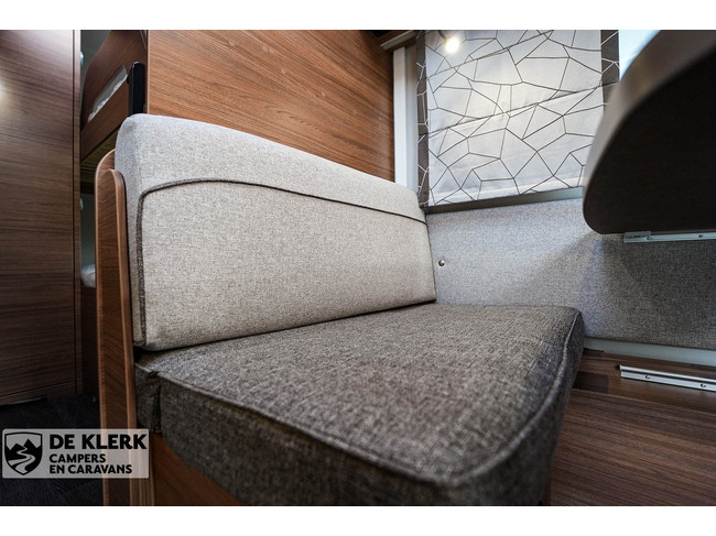 Knaus SPORT 500 KD gas Christmas Special foto: 16