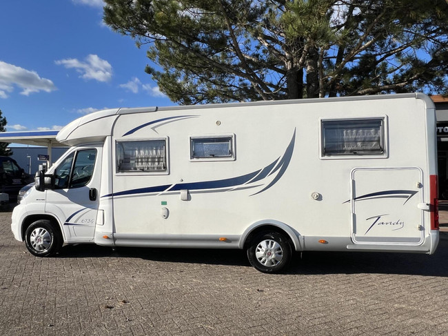 Mc Louis TANDY 673 met lengtebedden euro 5 foto: 19