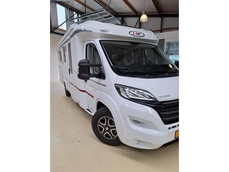 LMC Cruiser 732 G Enkele Bedden AUTOMAAT  foto: 1