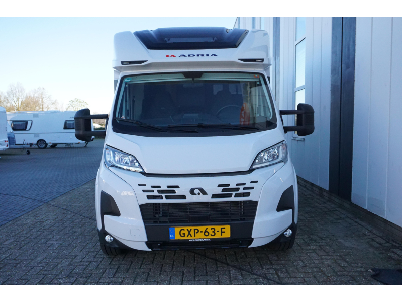 Adria Coral Axess 650 DL Benelux Edition  foto: 1