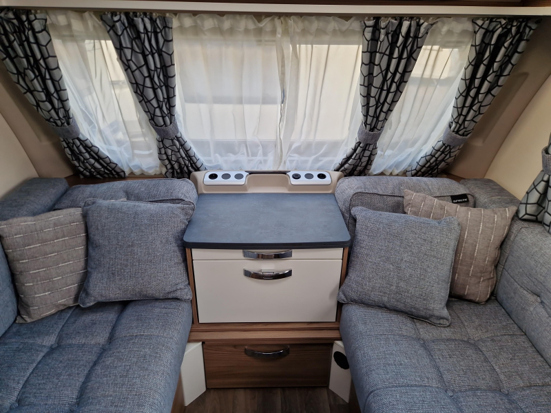 Sprite Mondial 490 SE Luifel/Mover/Fietsdr.  foto: 3