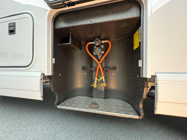 Malibu Carthago T 490 RB LE Foto: 21