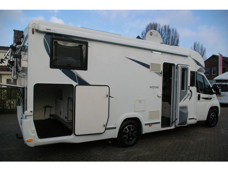 Chausson Welcome 747 GA Enkele bedden, Hefbed.  foto: 6
