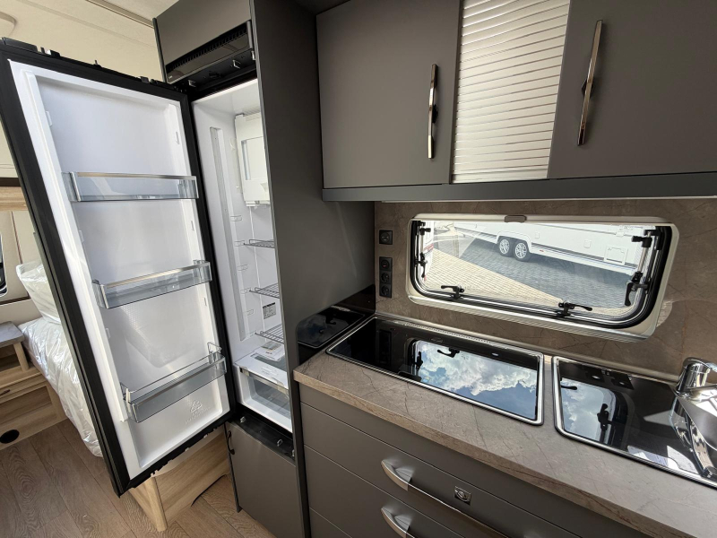 Hobby De Luxe 495 UL MODELO 2027 foto: 9