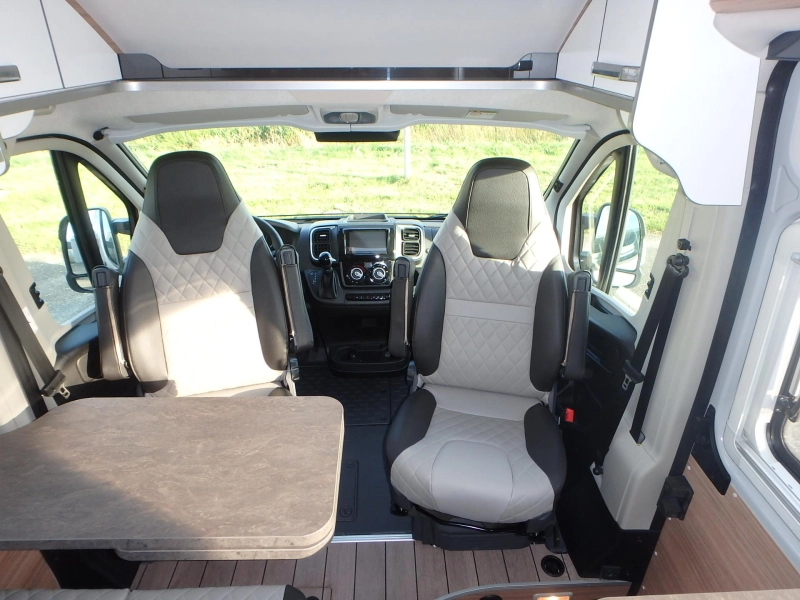 Weinsberg CaraBus 600 ME FIRE EDITION foto: 15