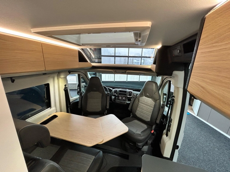 Adria Twin 600 SLB Select Spring Edition automaat  foto: 8