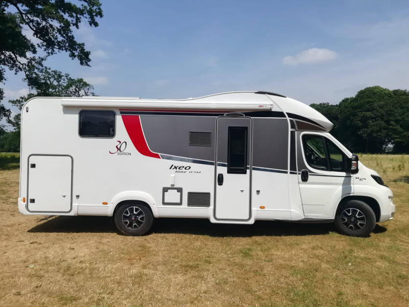 Bürstner IXEO Time 734 met groot zonnepaneel!  foto: 13