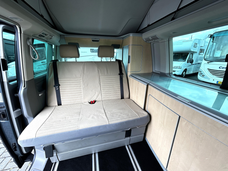 Volkswagen Westfalia California Hefdak/5-cil/4.7m/2009  foto: 7