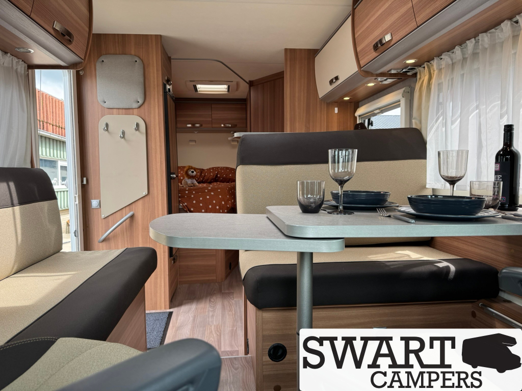 Weinsberg CaraLoft 650 MF, cama francesa 130 CV foto: 11
