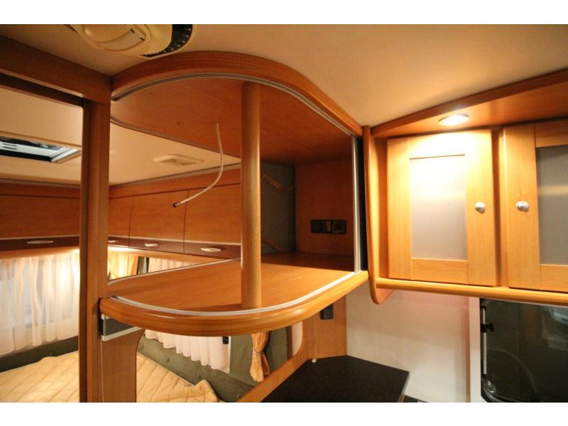 Dethleffs Beduin Emotion 515 DB Mover, Fietsenrek, Luifel  foto: 14