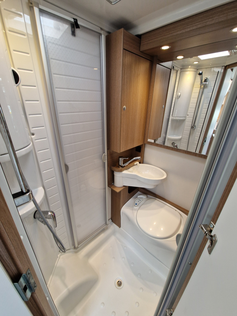 CAPRON T135 foto: 15