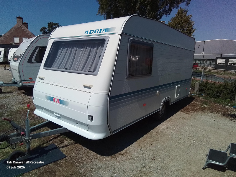 Adria Altea 430 DD Lichtgewicht caravan  foto: 5